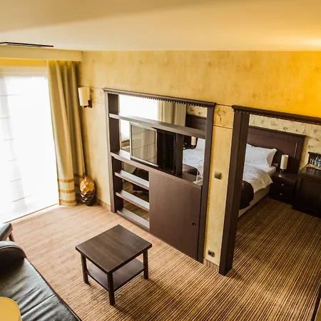 Hotel Rodan
