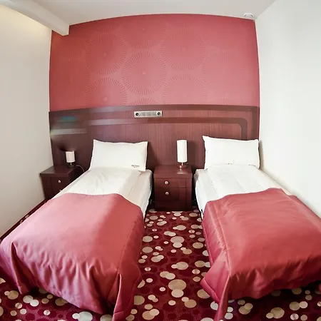 Hotel Rodan 3*