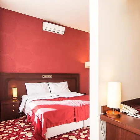Hotel Rodan 3*