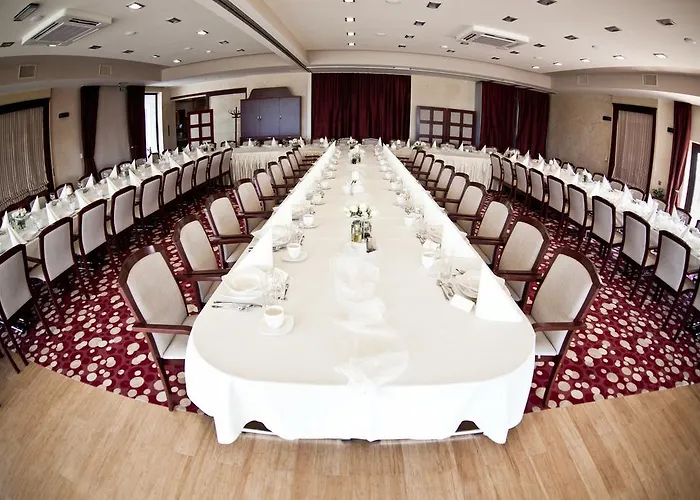 Отель Rodan Курник